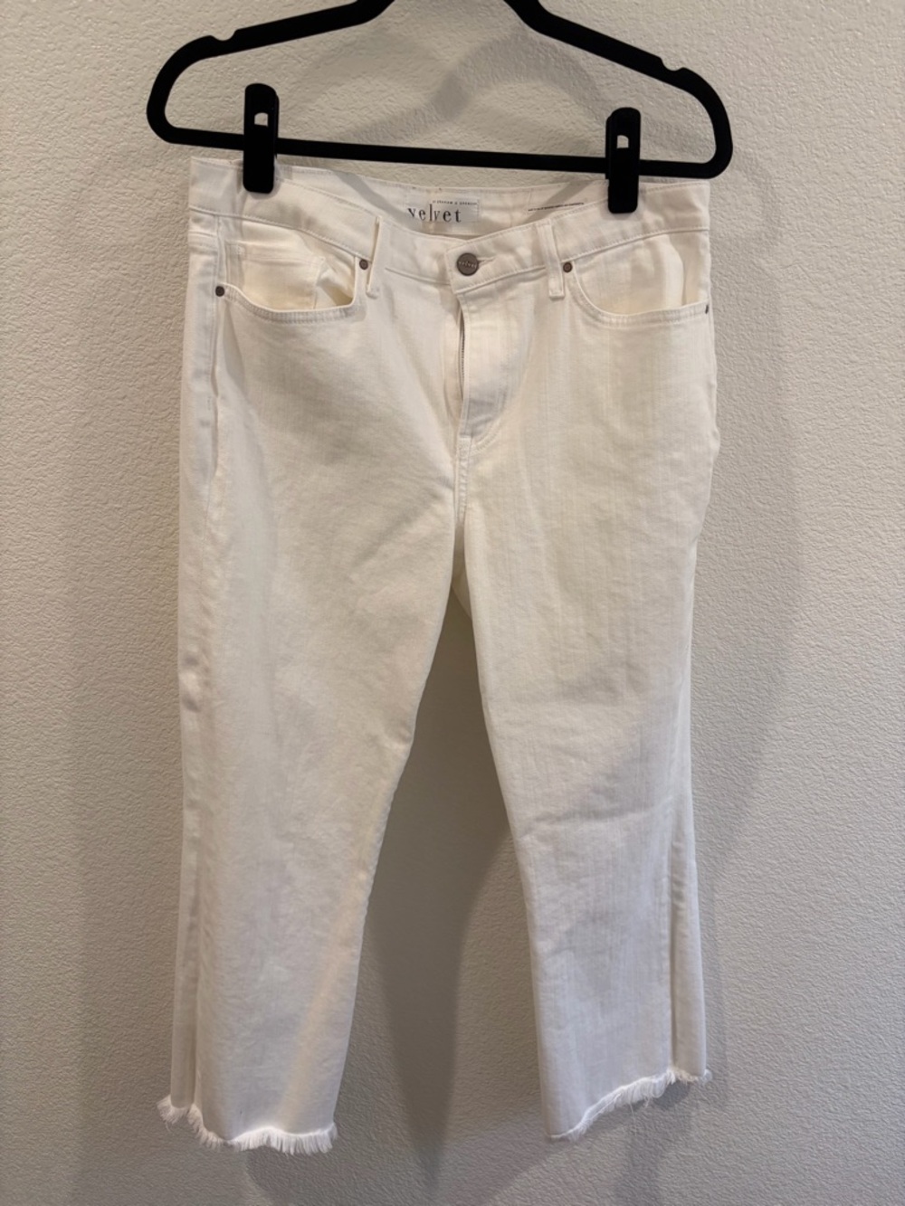 Velvet by Graham & Spencer White Cropped Frayed-Hem Jeans